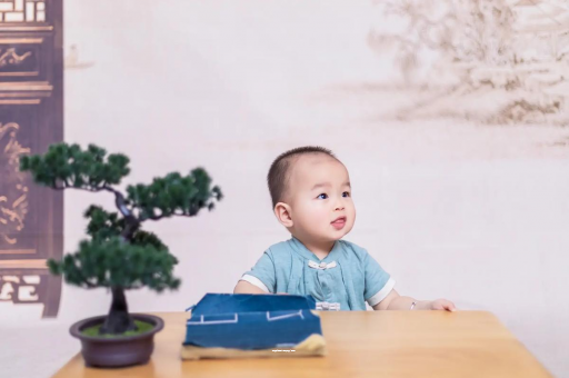 雅安怀孕为啥肚子会长毛